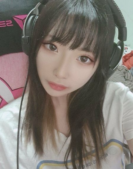 成贤娥爱人未删减版